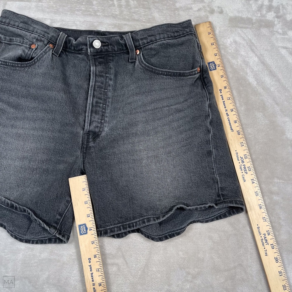Levi's Women's 501 Shorts Denim Button Fly Casual 34 Gray - Picture 6 of 8